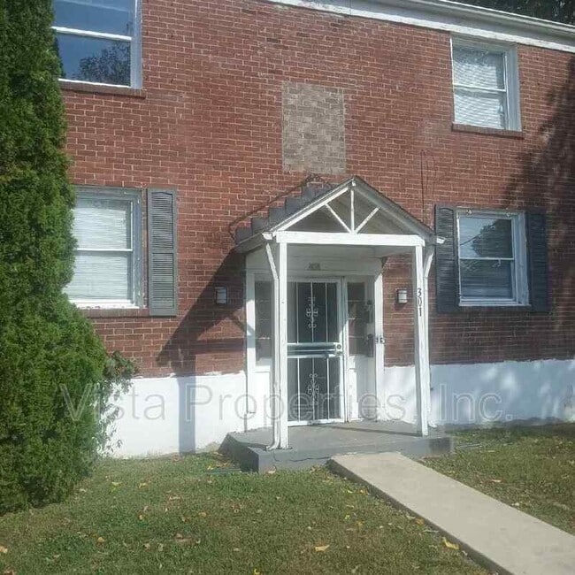 property at 301 N 41st St