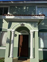 2615 SE 14th Ave in Homestead, FL - Building Photo - Building Photo