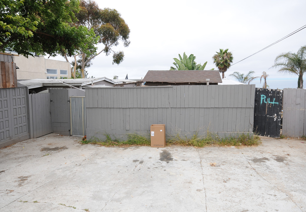 31959 Virginia Way in Laguna Beach, CA - Building Photo