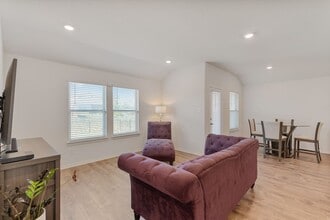 936 English Dr in Krugerville, TX - Building Photo - Building Photo