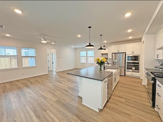 property at 2213 Via Laura Ln