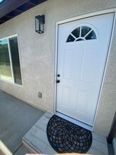 1852 Duncan St in Simi Valley, CA - Building Photo - Building Photo