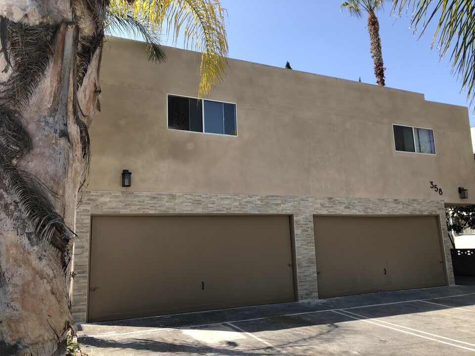 358 W Lomita Ave in Glendale, CA - Building Photo