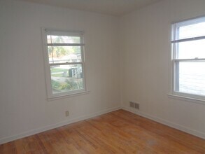 5613 Baldwin Ave in Lincoln, NE - Building Photo - Building Photo