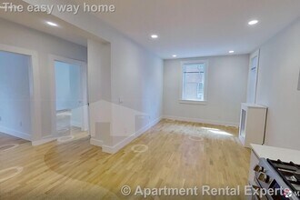 136 Highland Ave in Somerville, MA - Building Photo - Building Photo