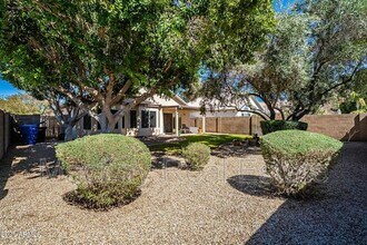 213 W Caroline Ln in Chandler, AZ - Building Photo - Building Photo