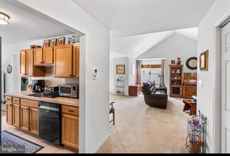 7276B Sauerkraut Ln in Macungie, PA - Building Photo - Building Photo