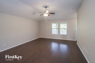 2520 Doe Run in Weatherford, TX - Building Photo - Building Photo