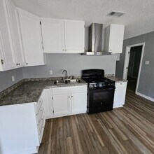 826 Sherron Ave in Baker, LA - Building Photo - Building Photo