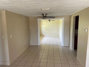 5448 Celcus Dr, Unit 816 in Holiday, FL - Building Photo - Building Photo