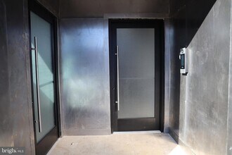 1231 Vine St in Philadelphia, PA - Building Photo - Building Photo