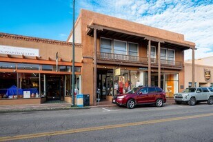 433 1/2 W San Francisco St in Santa Fe, NM - Building Photo