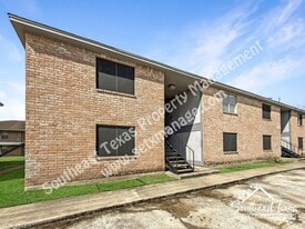 4110 Arthur St in Beaumont, TX - Building Photo
