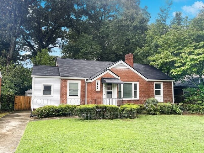 property at 430 Lynnhaven Dr SW