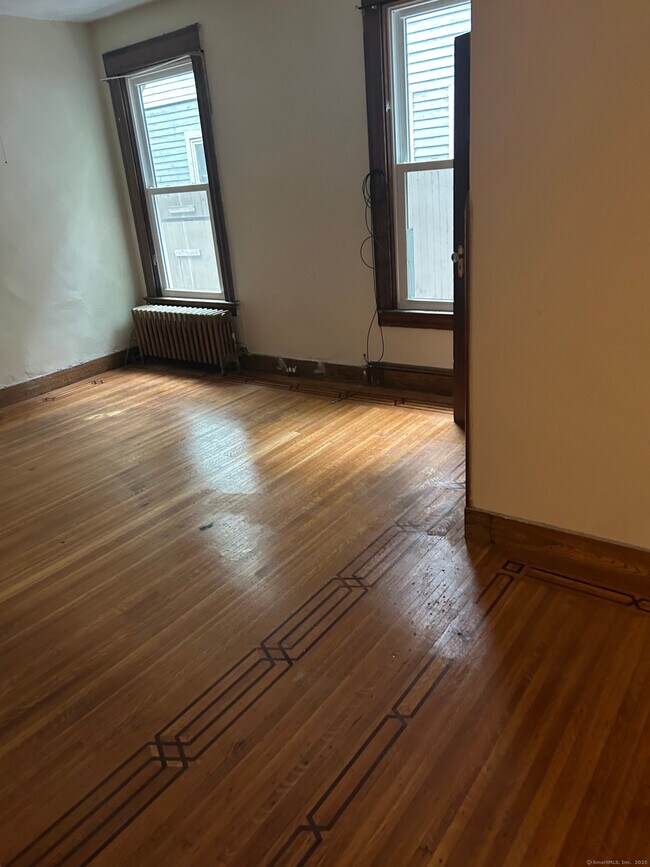 781 Elm St in New Haven, CT - Building Photo - Building Photo