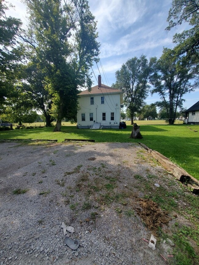 921 12th Ave in Rock Island, IL - Building Photo - Building Photo