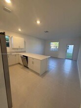 16202 SW 147th Ave in Miami, FL - Building Photo - Building Photo