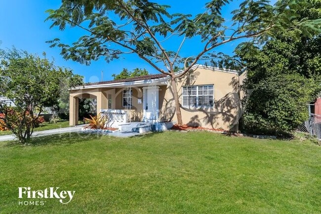 property at 2621 Fletcher Ct