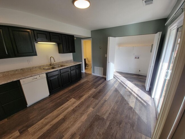 501 Williamsburg Dr in Belleville, IL - Building Photo - Building Photo