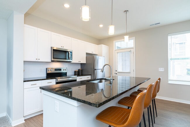 Crescent Woods in Gahanna, OH - Building Photo - Building Photo