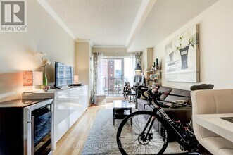115 Richmond St E in Toronto, ON - Building Photo - Building Photo