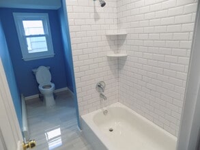 20 Toronto Ct in Maplewood, NJ - Foto de edificio - Building Photo