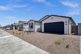 15781 W Pioneer St in Goodyear, AZ - Building Photo - Building Photo