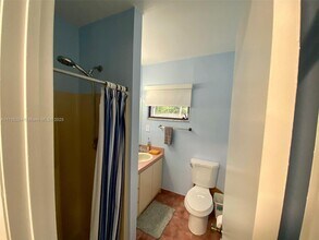 927 Hollywood Blvd in Hollywood, FL - Building Photo - Building Photo