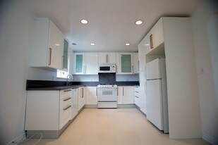 5916 Ernest Ave, Unit 1/2 in Los Angeles, CA - Building Photo