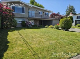 46084 Clare Ave in Chilliwack, BC - Building Photo