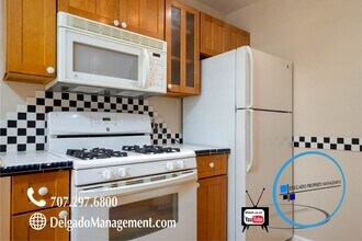 371 W J St in Benicia, CA - Building Photo - Building Photo