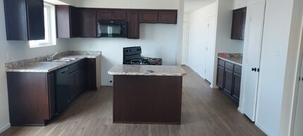 7809 E 45th Ln in Yuma, AZ - Building Photo - Building Photo