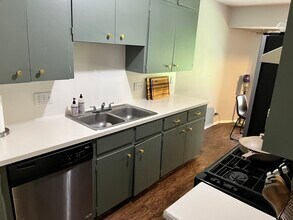 6801 Shier Cove, Unit APT B in Austin, TX - Building Photo - Building Photo