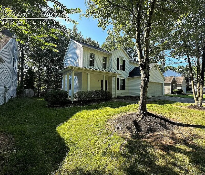 6300 Gatesville Ln in Charlotte, NC - Building Photo