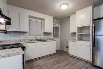 1527 Tall Pines Cir in Columbia, SC - Building Photo - Building Photo