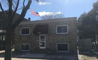 1230 7th St W, Unit 4 in St. Paul, MN - Building Photo