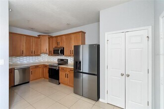 3769 Parkridge Cir in Sarasota, FL - Building Photo - Building Photo