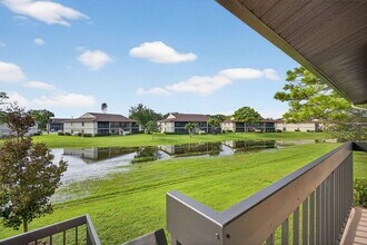 6485 Chasewood Dr in Jupiter, FL - Building Photo - Building Photo