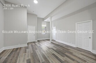 2906 Alms Pl in Cincinnati, OH - Foto de edificio - Building Photo