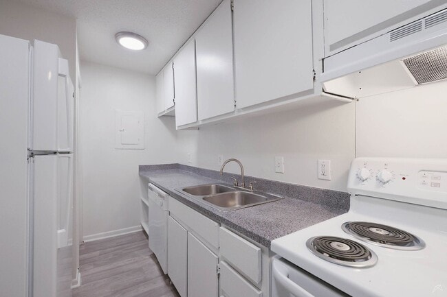 property at 2213 Briarcliff Rd NE
