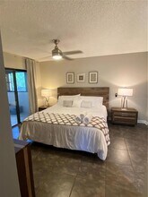 2587 Cyprus Dr, Unit 3-214 in Palm Harbor, FL - Building Photo - Building Photo