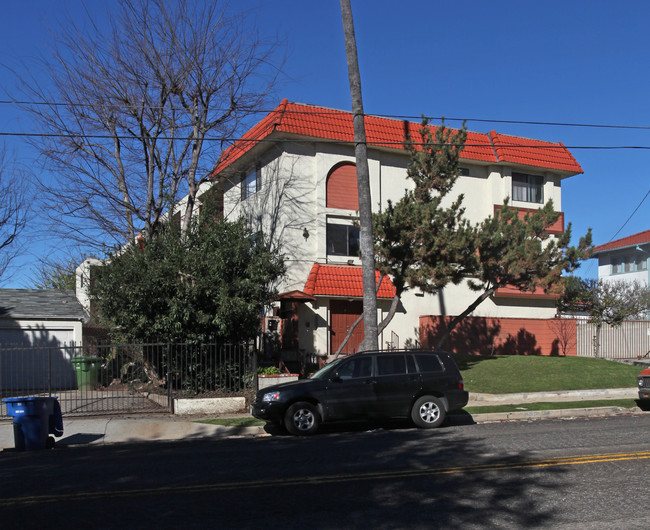 511 N Avenue 66 in Los Angeles, CA - Building Photo - Building Photo