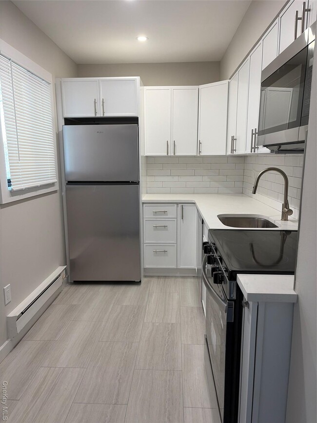 property at 99-105 W Hoffman Ave