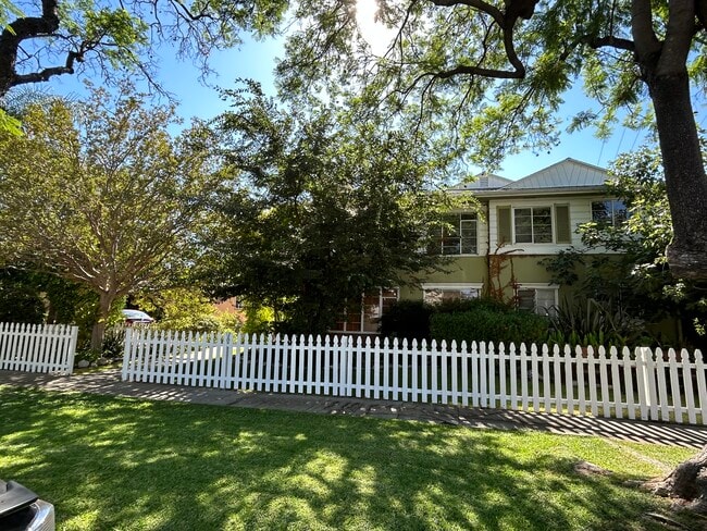 4191 Dixie Canyon Ave, Unit # 7, Unit # 7