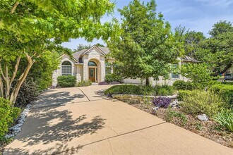 6817 Walebridge Ln in Austin, TX - Building Photo - Building Photo