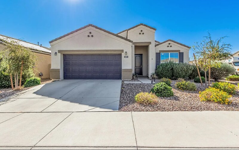 8543 W Candlewood Way in Florence, AZ - Building Photo