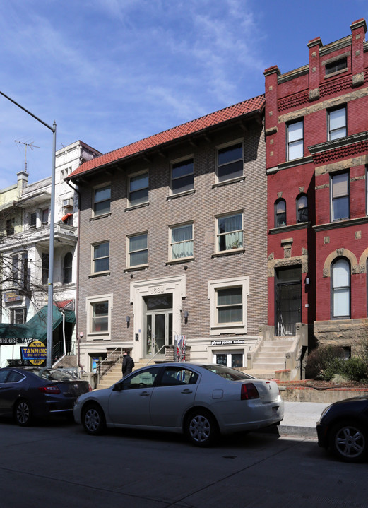1635 R St NW in Washington, DC - Foto de edificio