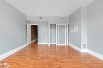 22 W 25th St in Baltimore, MD - Building Photo - Building Photo