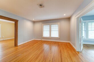 1 Avondale St in Houston, TX - Building Photo - Building Photo