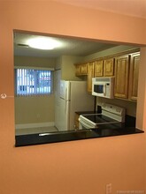 6621 Winfield Blvd-Unit -9-3 in Margate, FL - Foto de edificio - Building Photo